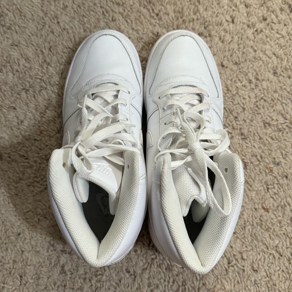 Men’s Court Vision Mid Sneaker - Picture 7 of 9